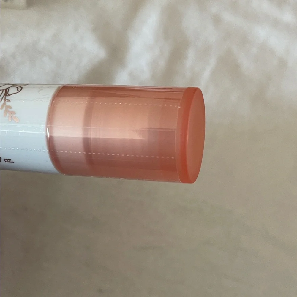 Seraphine Botanicals Flower Stain Liquid Blush - White and Cream - Picture 5 of 5